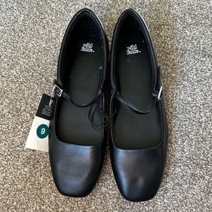 NWT Wild Fable Black Buckle Flats